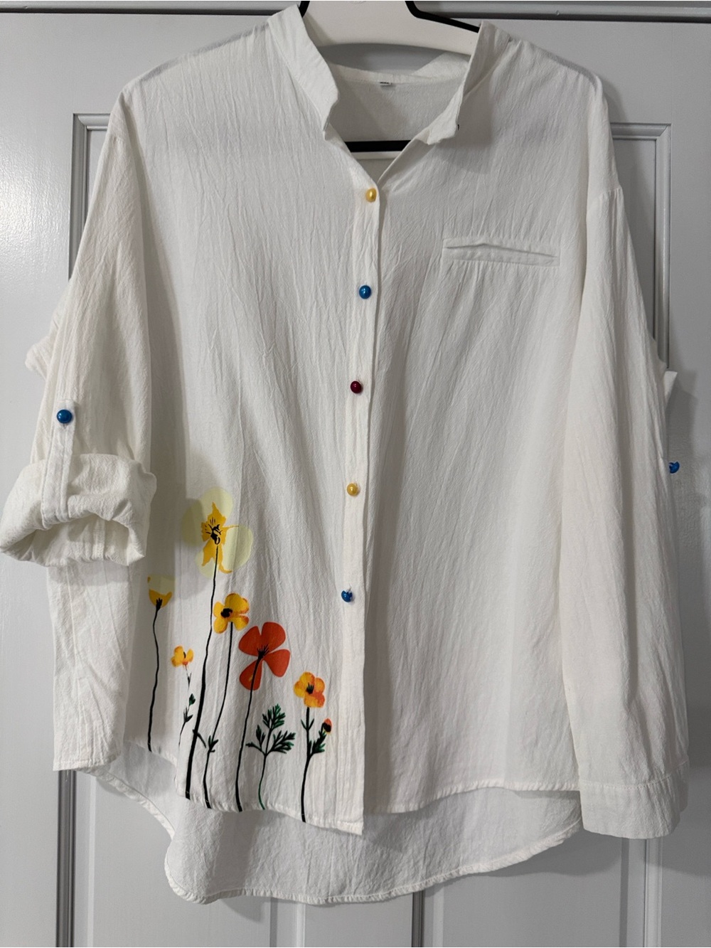 White Lightweight Blouse Buttons Mandarin Collar and Floral Pattern Size XXL